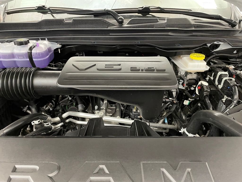 New 2026 Bright White Clear-Coat Exterior Paint RAM Tradesman image 18