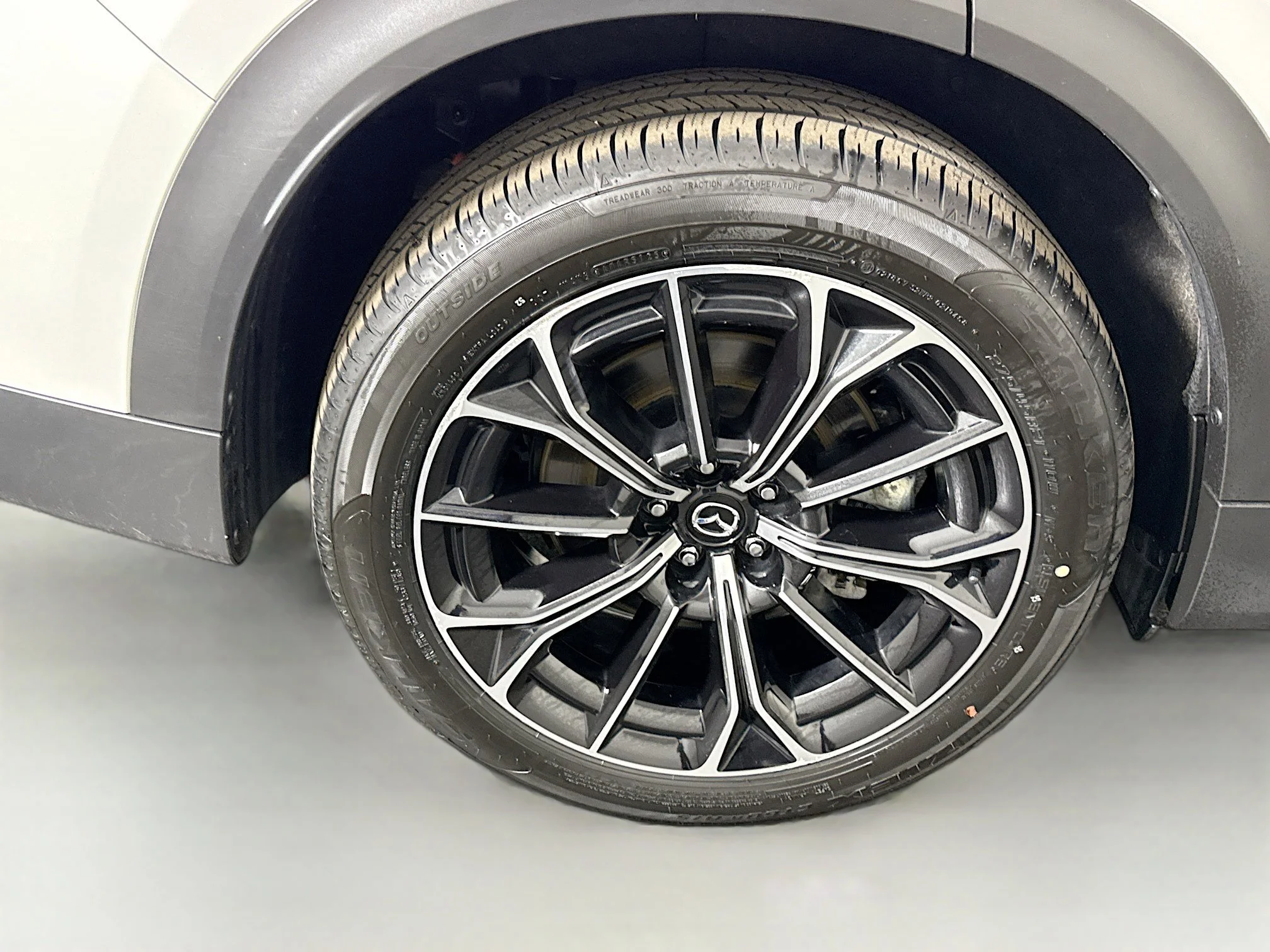 Used 2025 Rhodium White Premium Mazda Premium Package image 29