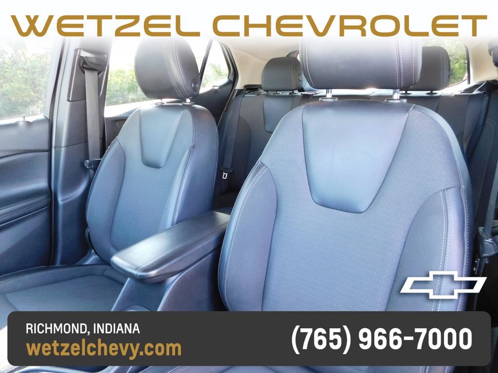 Used 2023 Ebony Twilight Metallic Buick Preferred image 15