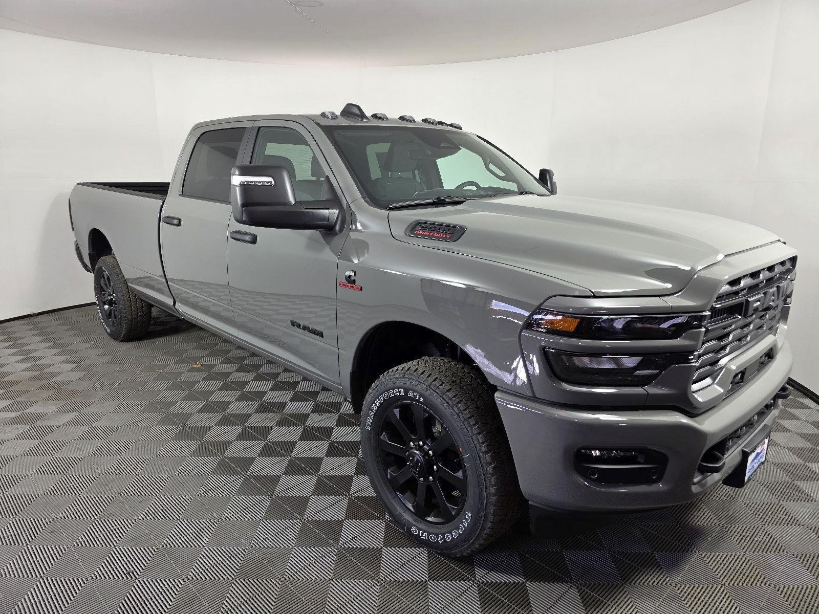 New 2026 Ceramic Gray Clear-Coat Exterior Paint RAM Big Horn image 10