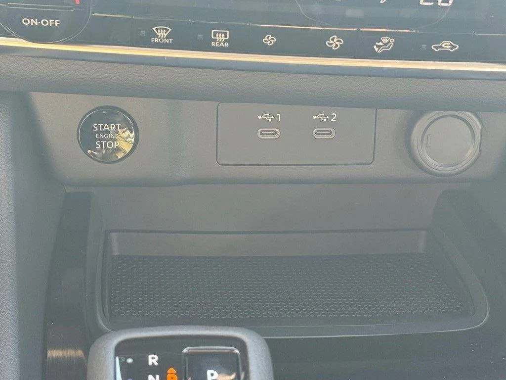 2026 Nissan Rogue SV - Photo 7
