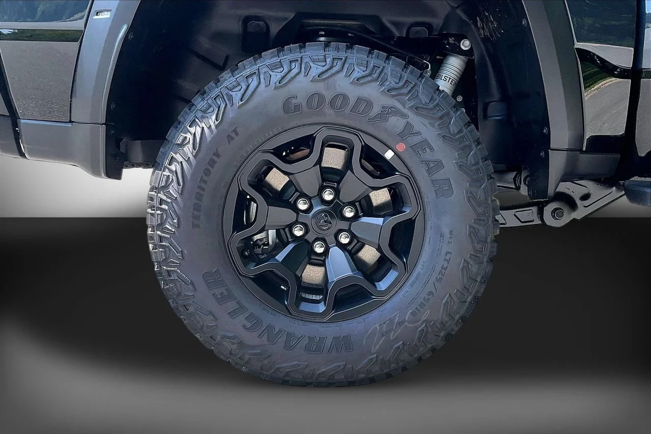 New 2026 Forged Blue Metallic Exterior Paint RAM RHO image 35