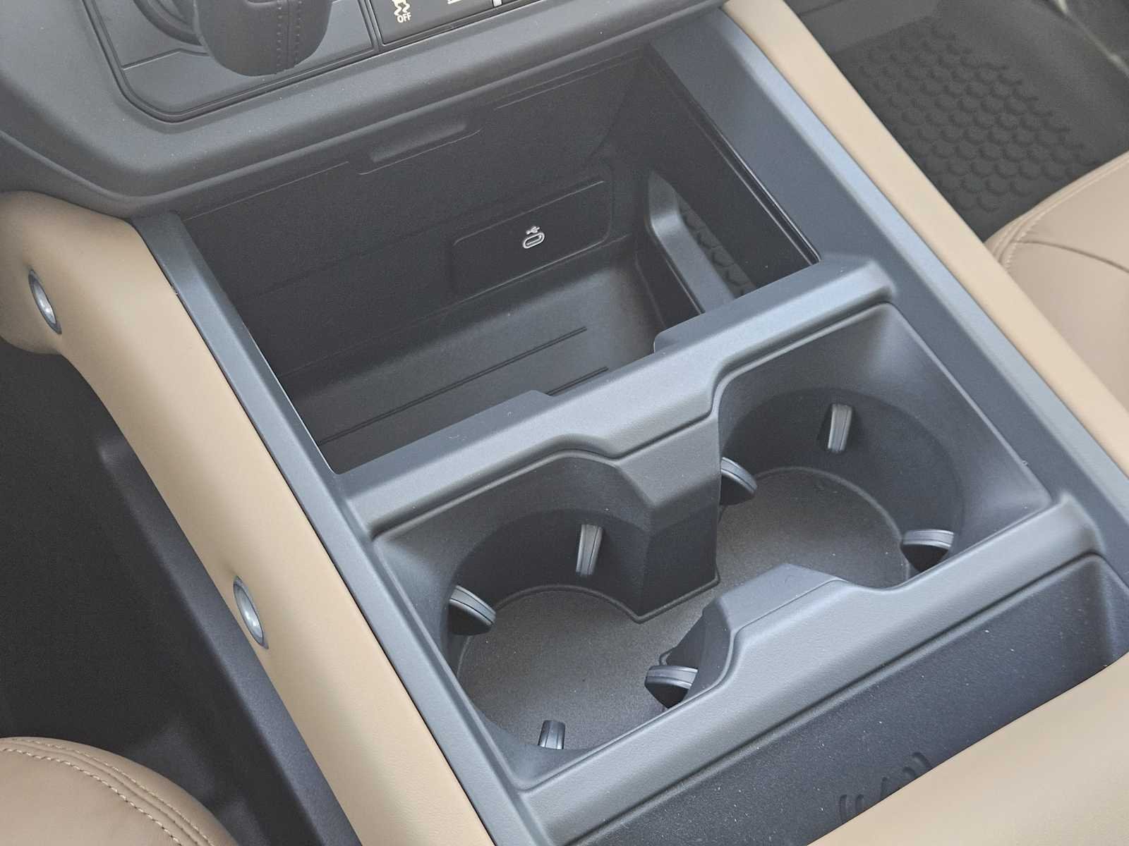 New 2026 Santorini Black LAND ROVER S image 18