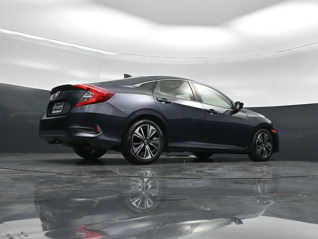 Used 2018 Blue Honda EX-T image 43