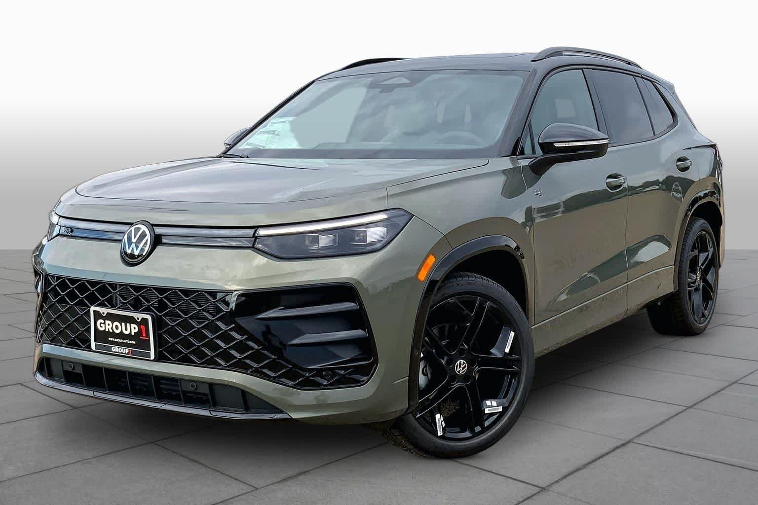 2026 Volkswagen Tiguan SE R-Line Black