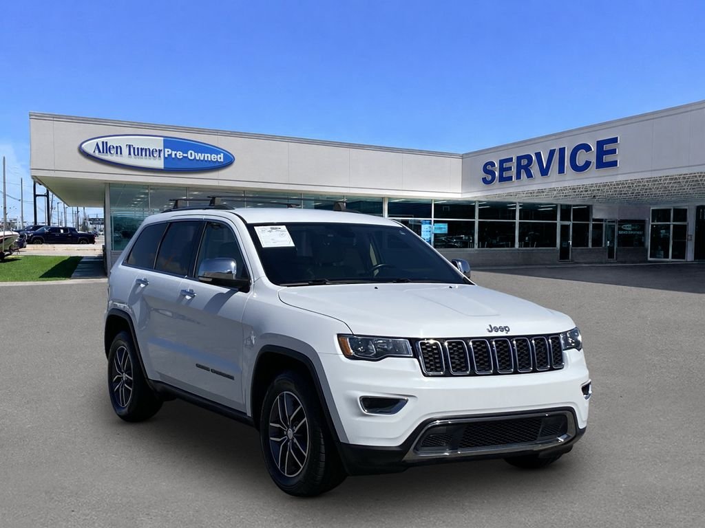 Used 2018 Bright White Clearcoat Jeep Limited image 2