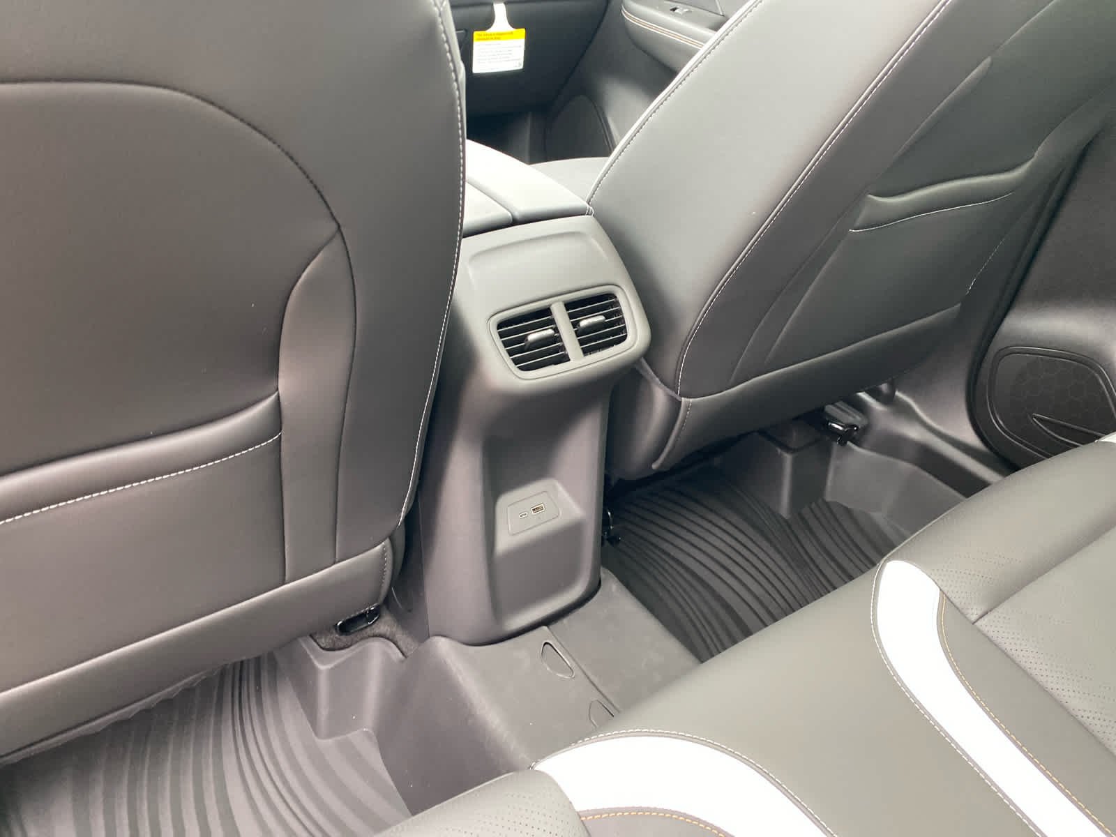 2026 Buick Envision Sport Touring - Photo 22