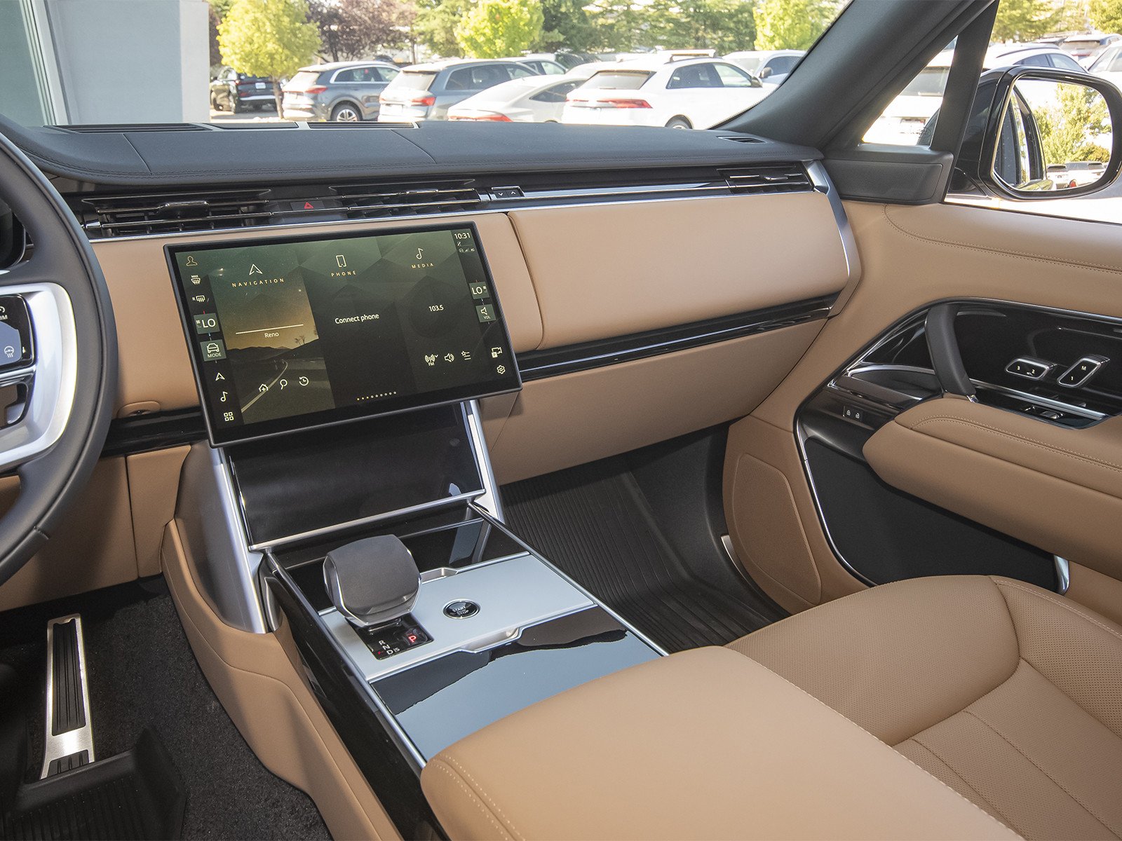 New 2026 Santorini Black Land Rover SE image 24