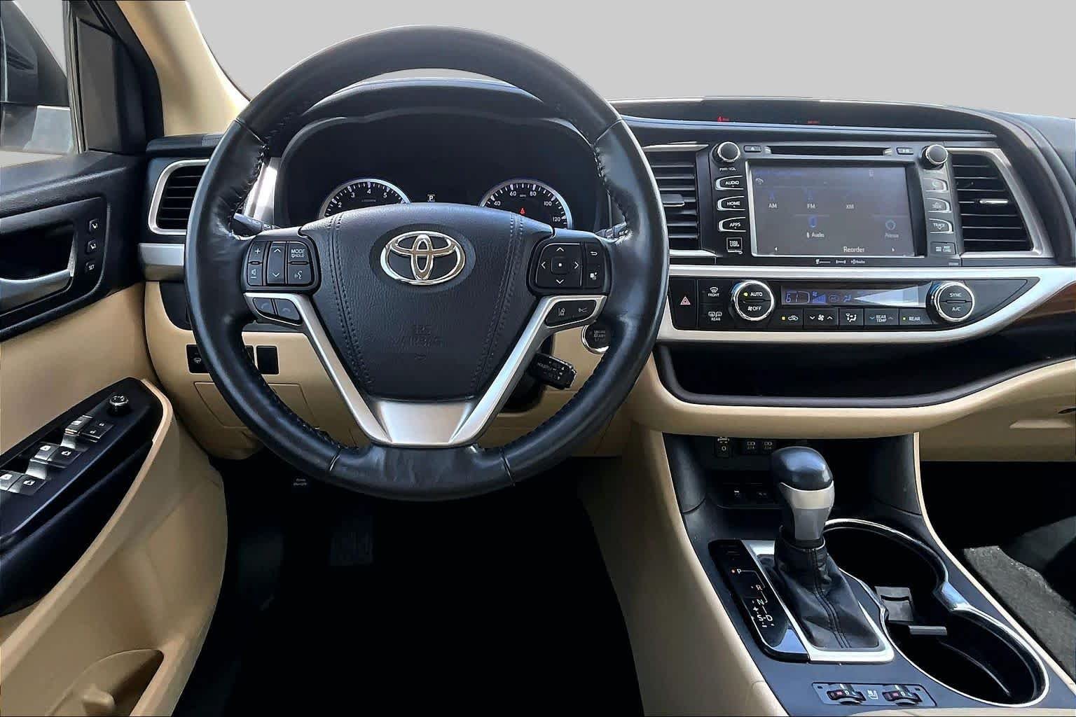 Used 2018 Blizzard Pearl Toyota Limited image 6
