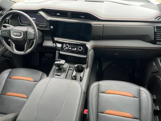 Used 2025 Sterling Metallic GMC AT4 image 18