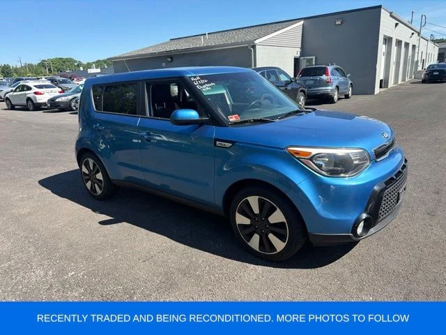 Used 2016 Blue Kia Plus image 1
