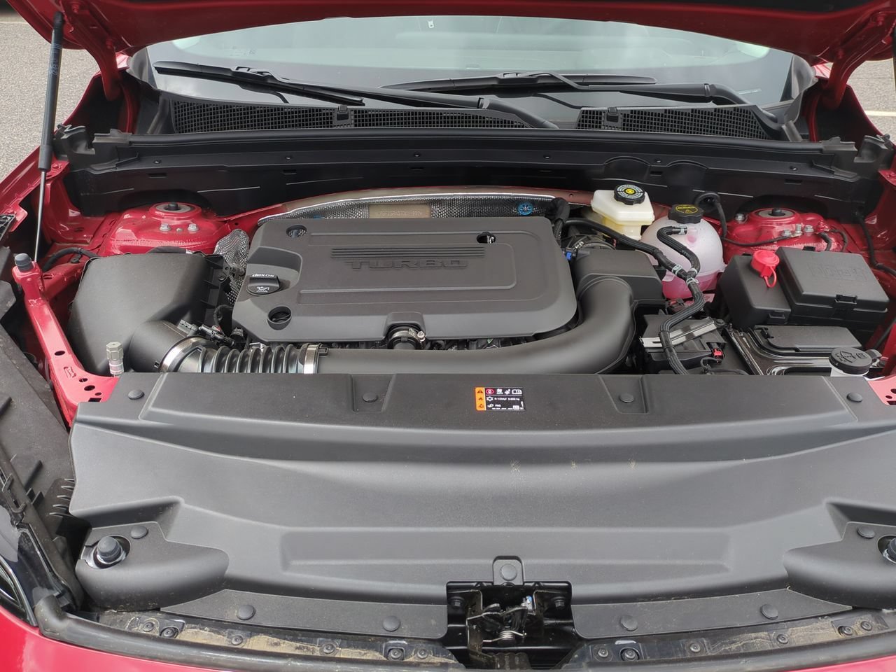 New 2026 Brilliant Red Buick Avenir image 31
