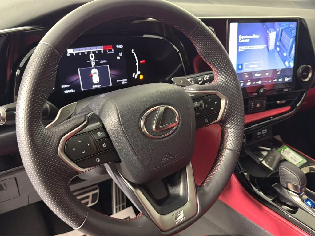 Used 2025 Silver Lexus NX 350 F SPORT Handling image 21