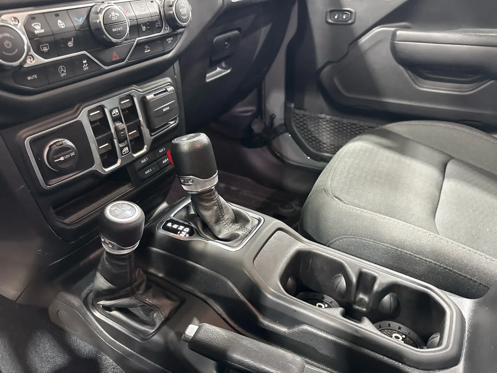 Used 2023 Gray Jeep 4-Door High Tide 4x4 image 19
