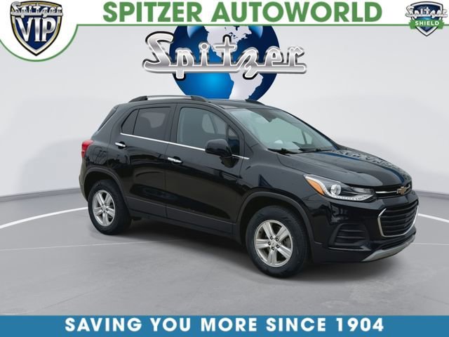 Used 2020 MOSAIC BLACK METALLIC Chevrolet LT image 3