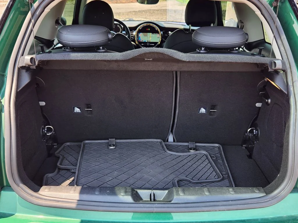 Certified Used 2022 British Racing Green MINI Cooper SE image 11