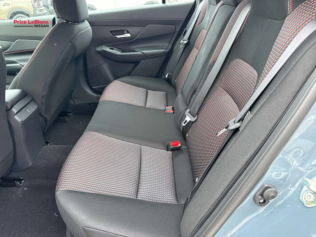 New 2026 Atlantic Gray Metallic/Super Black Nissan SR image 8