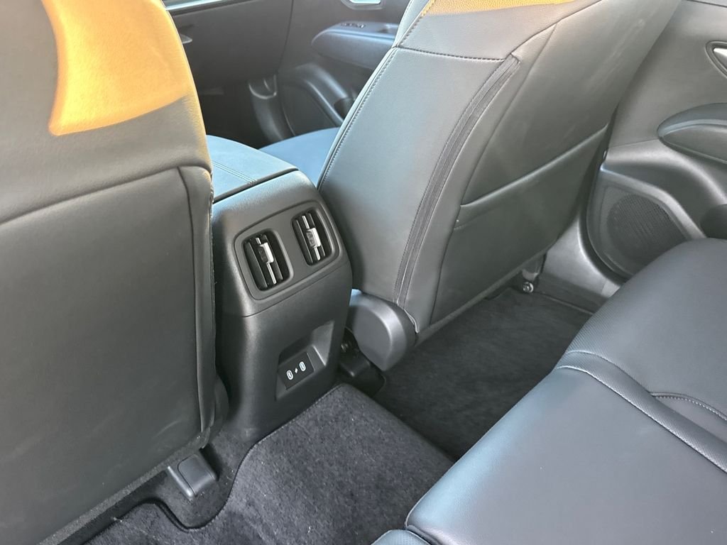 Used 2026 Gray Hyundai SEL Premium image 16