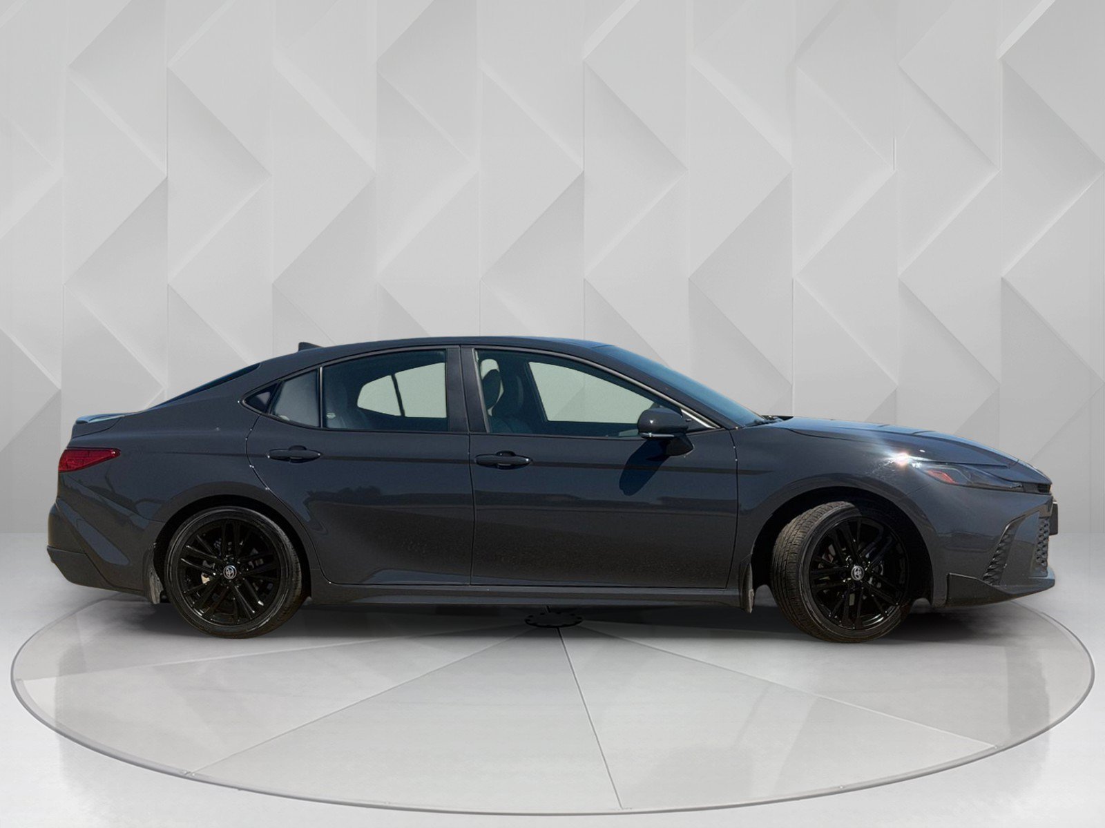 Used 2025 Underground Toyota SE image 7