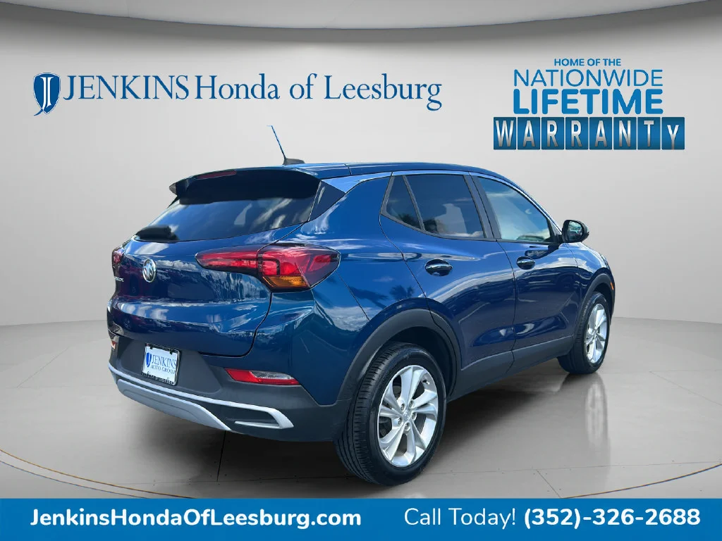 Used 2020 Blue Buick Preferred image 3