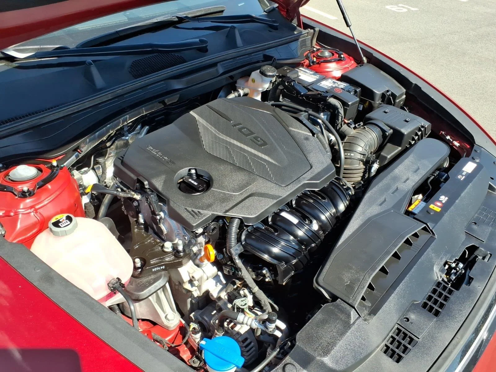 Used 2025 Ultimate red Hyundai SEL image 30