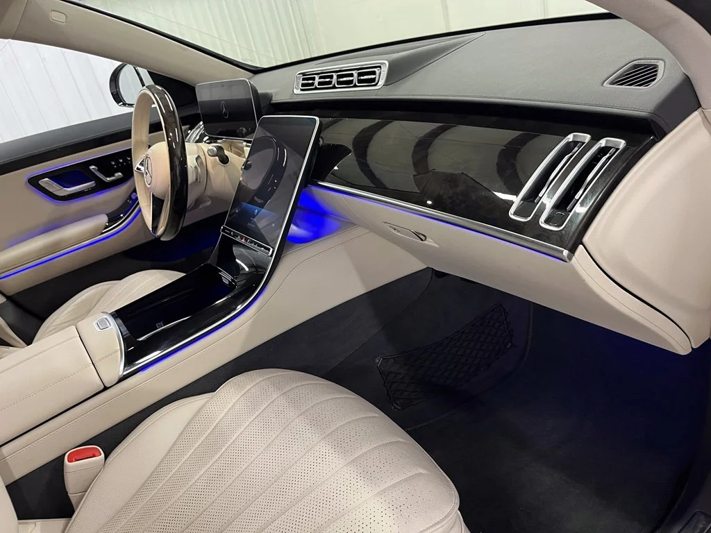 Used 2023 White Mercedes-Benz S 500 image 16