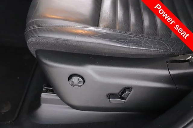 Used 2020 Blue Jeep Limited image 19