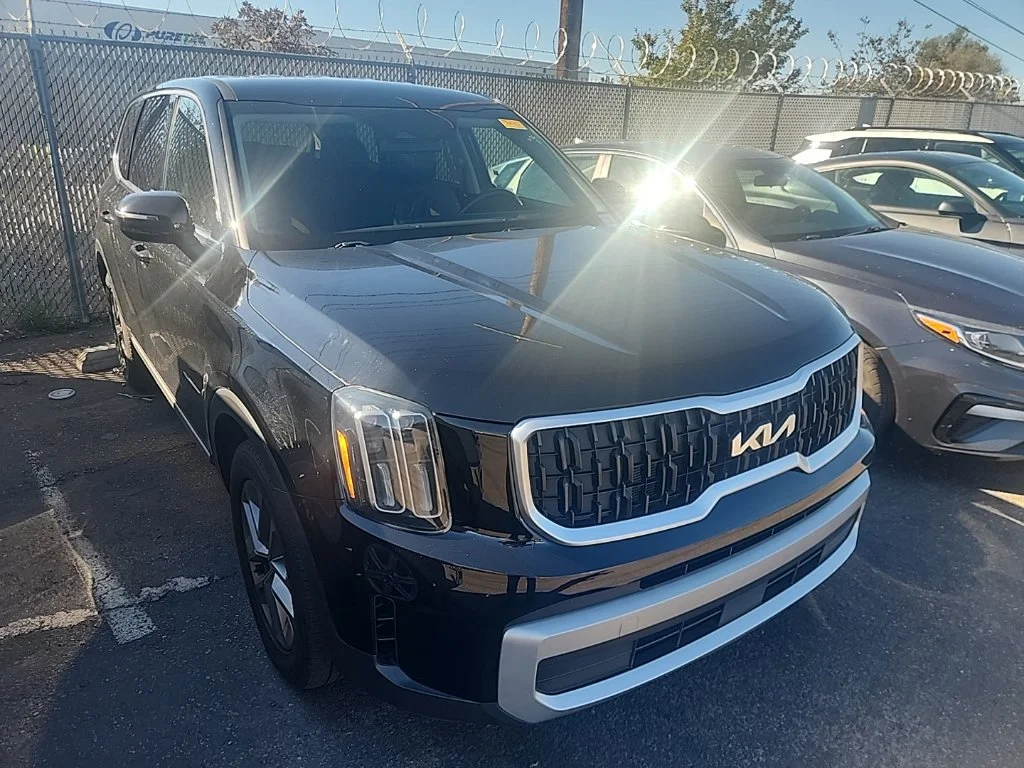 Used 2024 Black Kia LX image 1