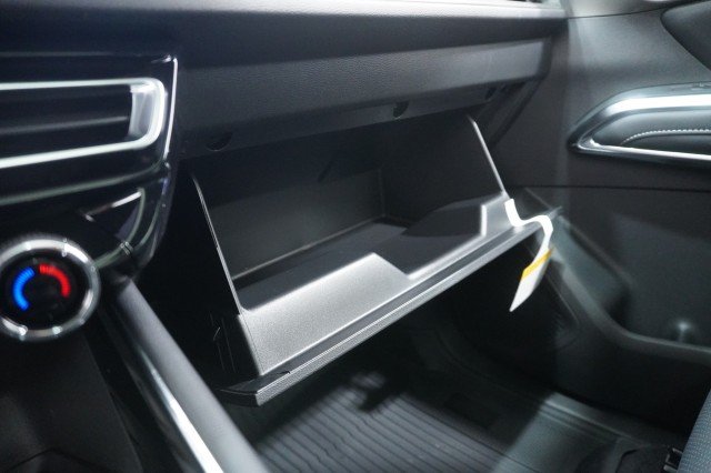 New 2026 Mosaic Black Metallic Chevrolet LT image 39