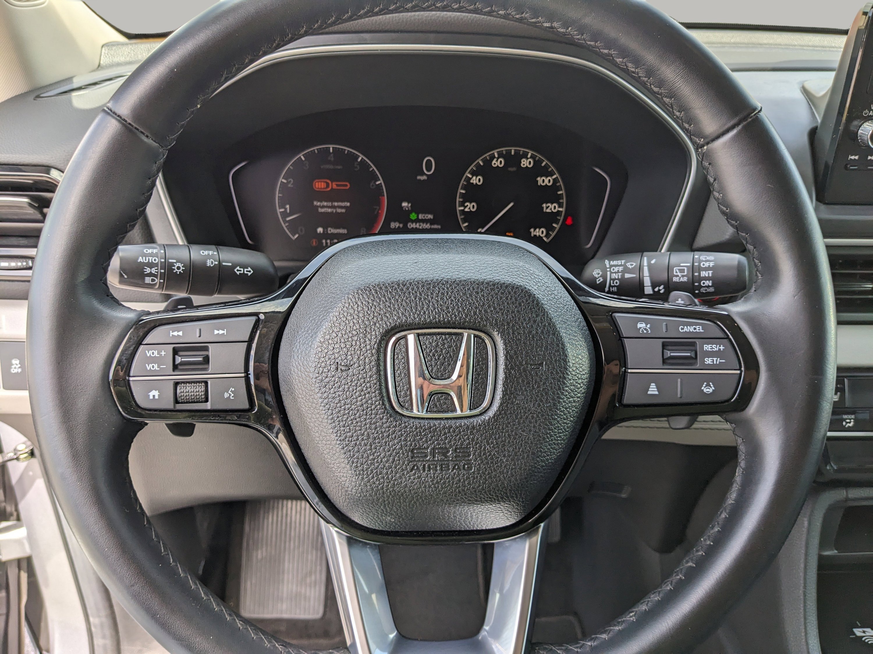 Used 2024 Silver Honda EX-L 8 Passenger image 38