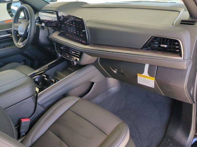 2026 Chevrolet Suburban Z71 - Photo 34