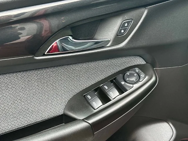 Used 2025 Red Chevrolet LT image 18