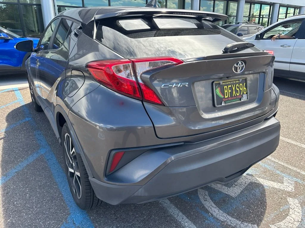 Used 2019 Gray Toyota XLE image 15