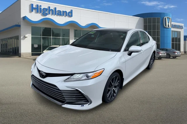 2023 Toyota Camry XLE