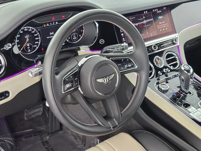 Used 2022  Bentley V8 image 19