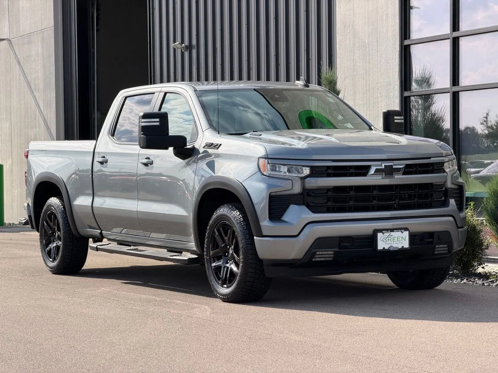 Used 2024 Gray Chevrolet RST image 4