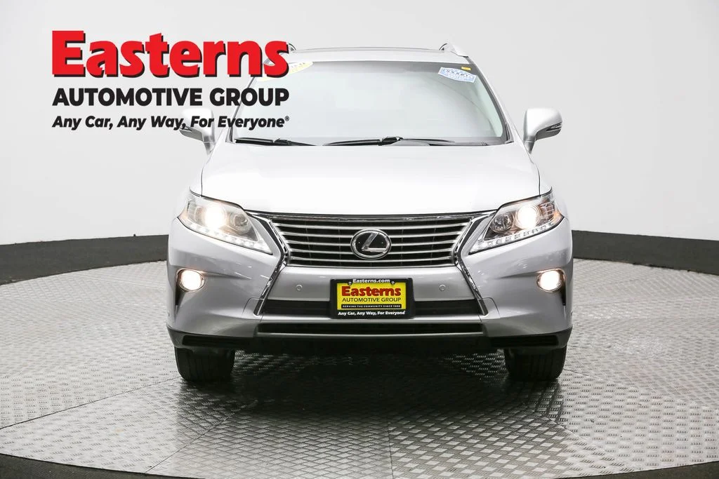 Used 2015 Silver Lexus 350 image 2