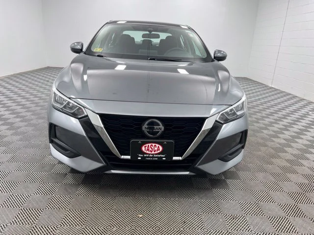 Used 2020 Gray Nissan SV image 3