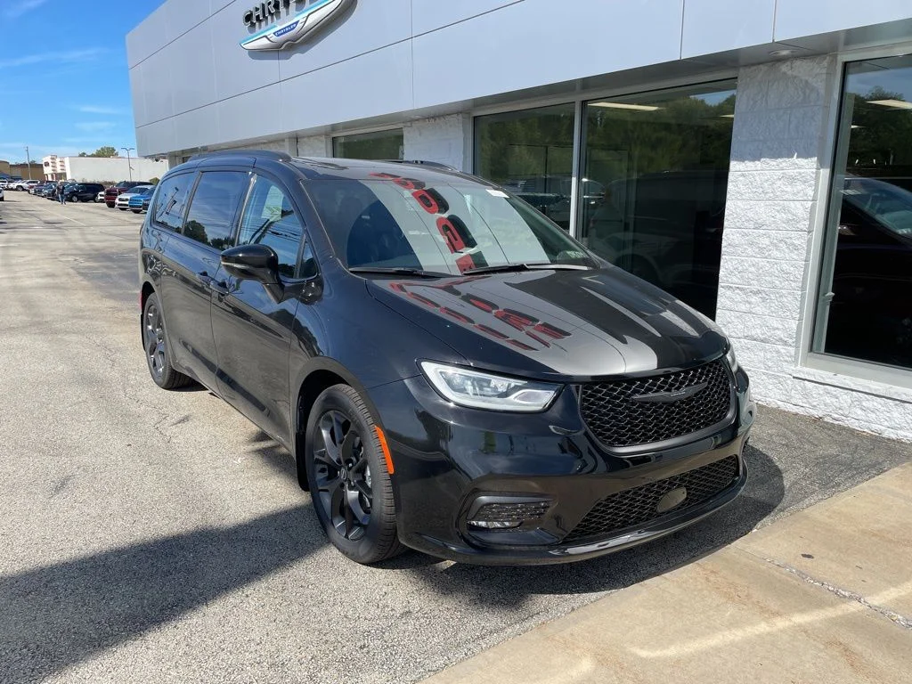 2026 Chrysler Pacifica Select - Photo 6