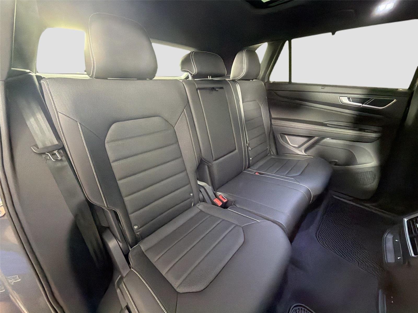 New 2026 Pure Gray Volkswagen 2.0T SEL R-Line Black image 26