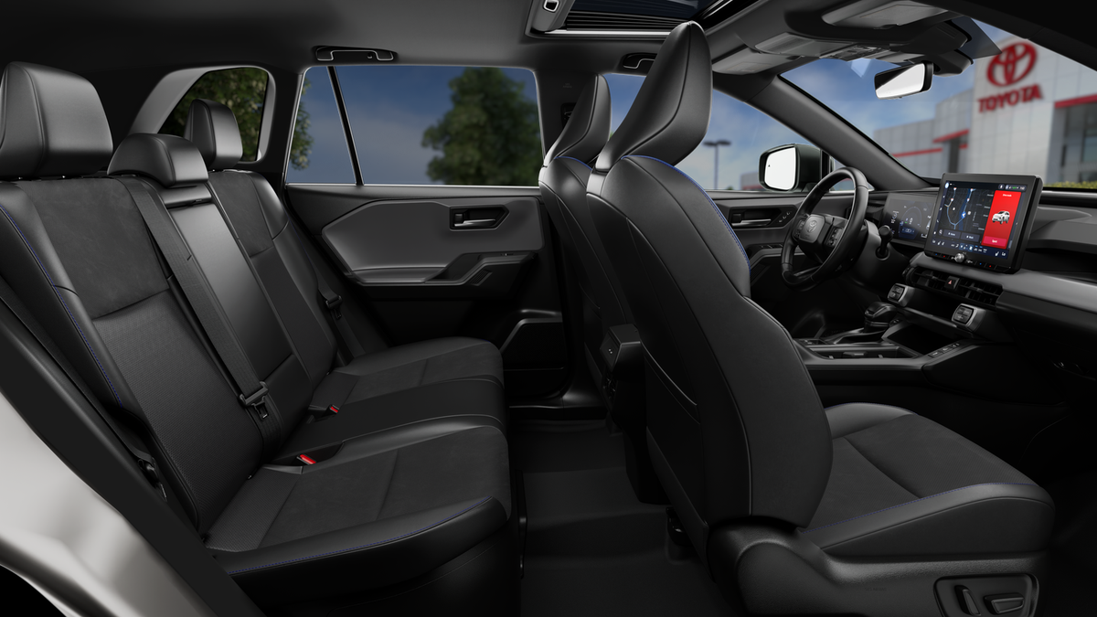 New 2026 Wind Chill Pearl with Midnight Black Metallic roof Toyota XSE image 43