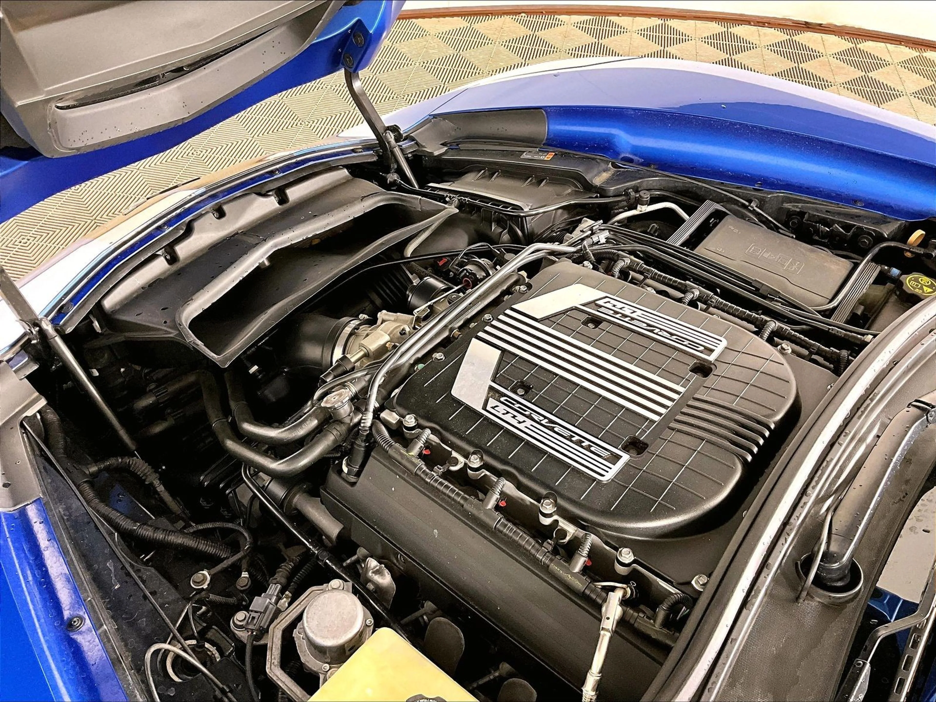2016 Chevrolet Corvette 2LZ - Photo 25