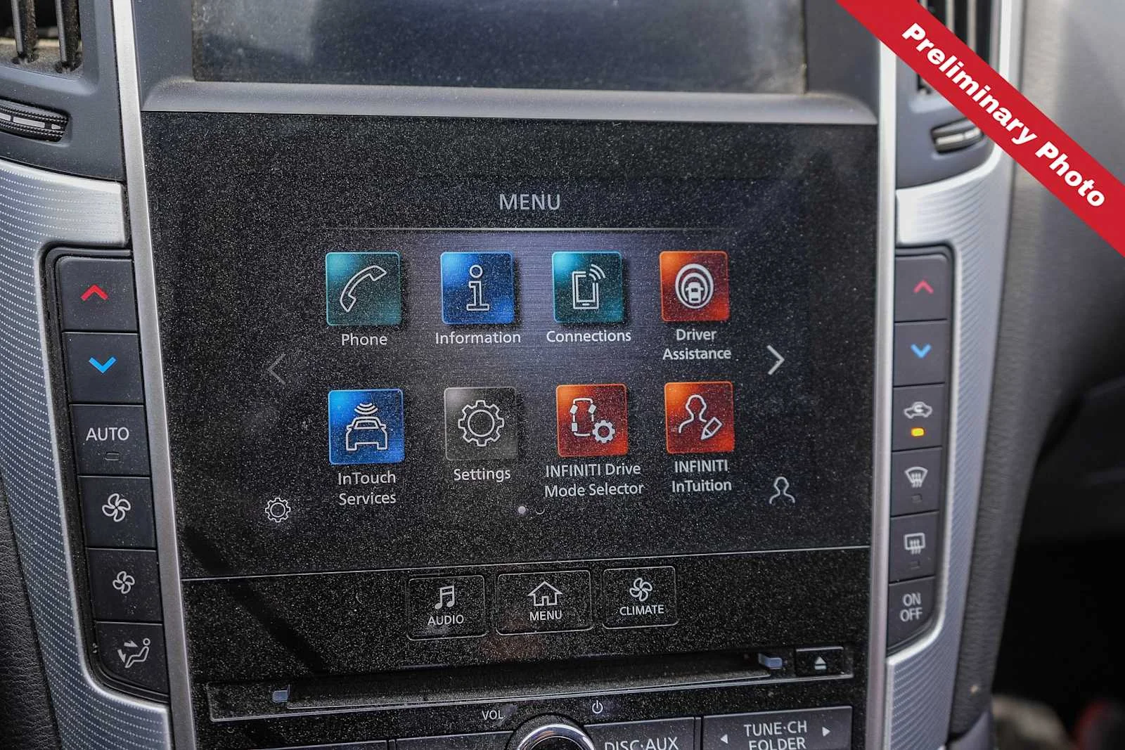 Used 2022 Graphite Shadow INFINITI LUXE image 17
