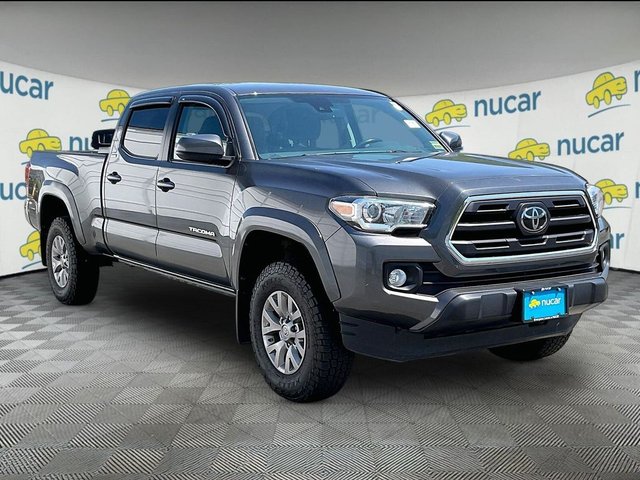 Pre-Owned 2018 Toyota Tacoma SR5 Double Cab 4x4 4WD