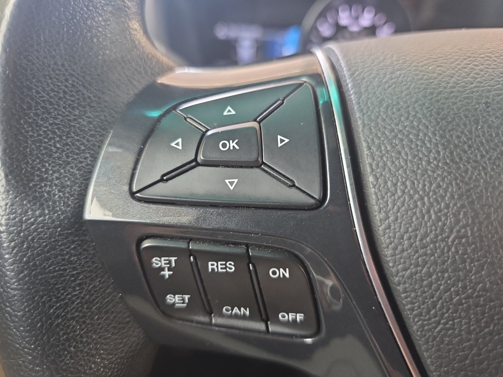 Used 2017 White Gold Metallic Ford Limited image 24