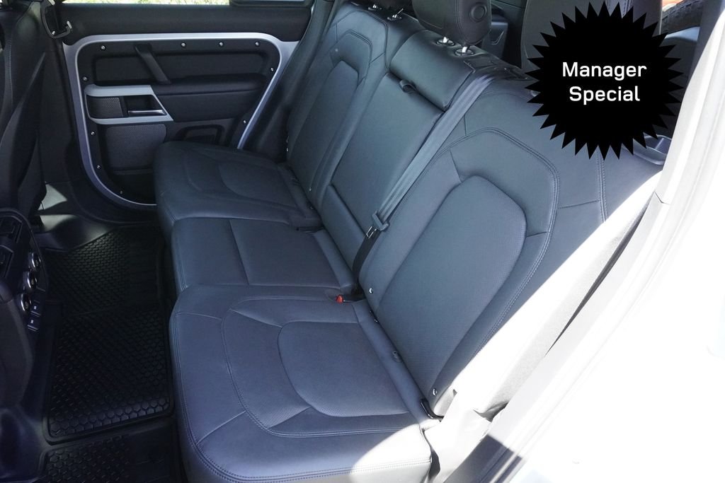 Used 2024 Silver Land Rover V8 image 30