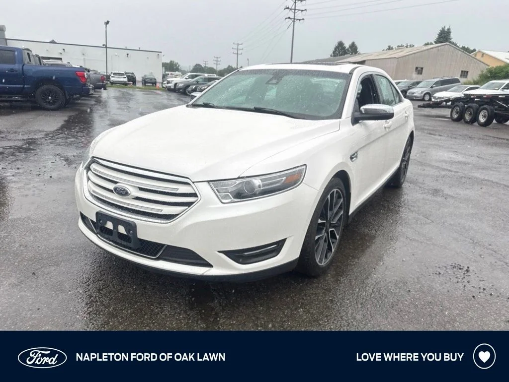 2019 Ford Taurus Limited AWD's photo