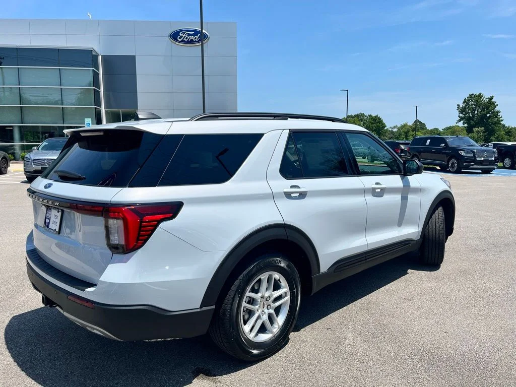 New 2026 White Ford Active image 5