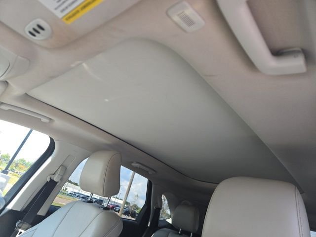 Used 2020 White Ford Titanium image 10
