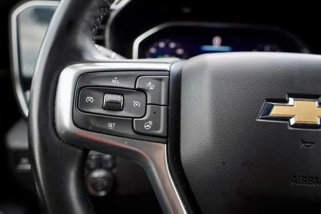 Used 2024 Sterling Gray Metallic Chevrolet LT image 25